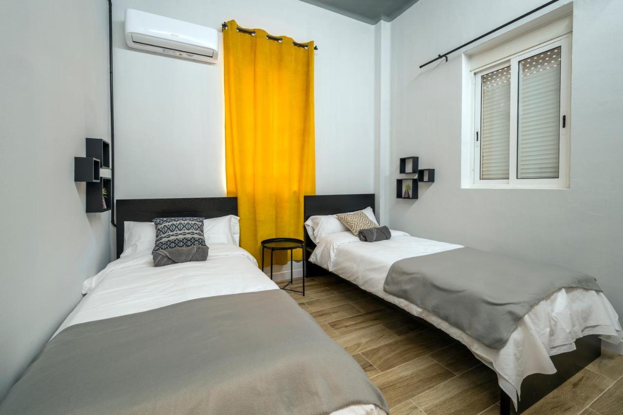 Doppel-/Zweibettzimmer mit Gemeinschaftsbad
